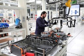 GER - VW to separate components business